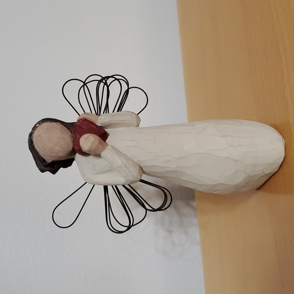 Willow Tree Angel of the Heart 2000